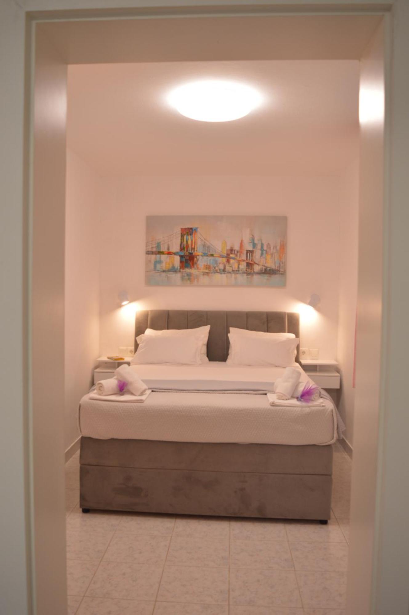 Kiki'S Haven By Villa Kristonia ฮวาร์ ภายนอก รูปภาพ
